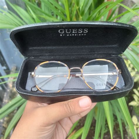 kacamata guess original